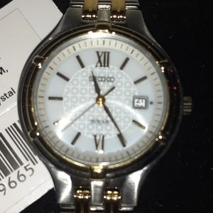 Ladies Seiko solar powered